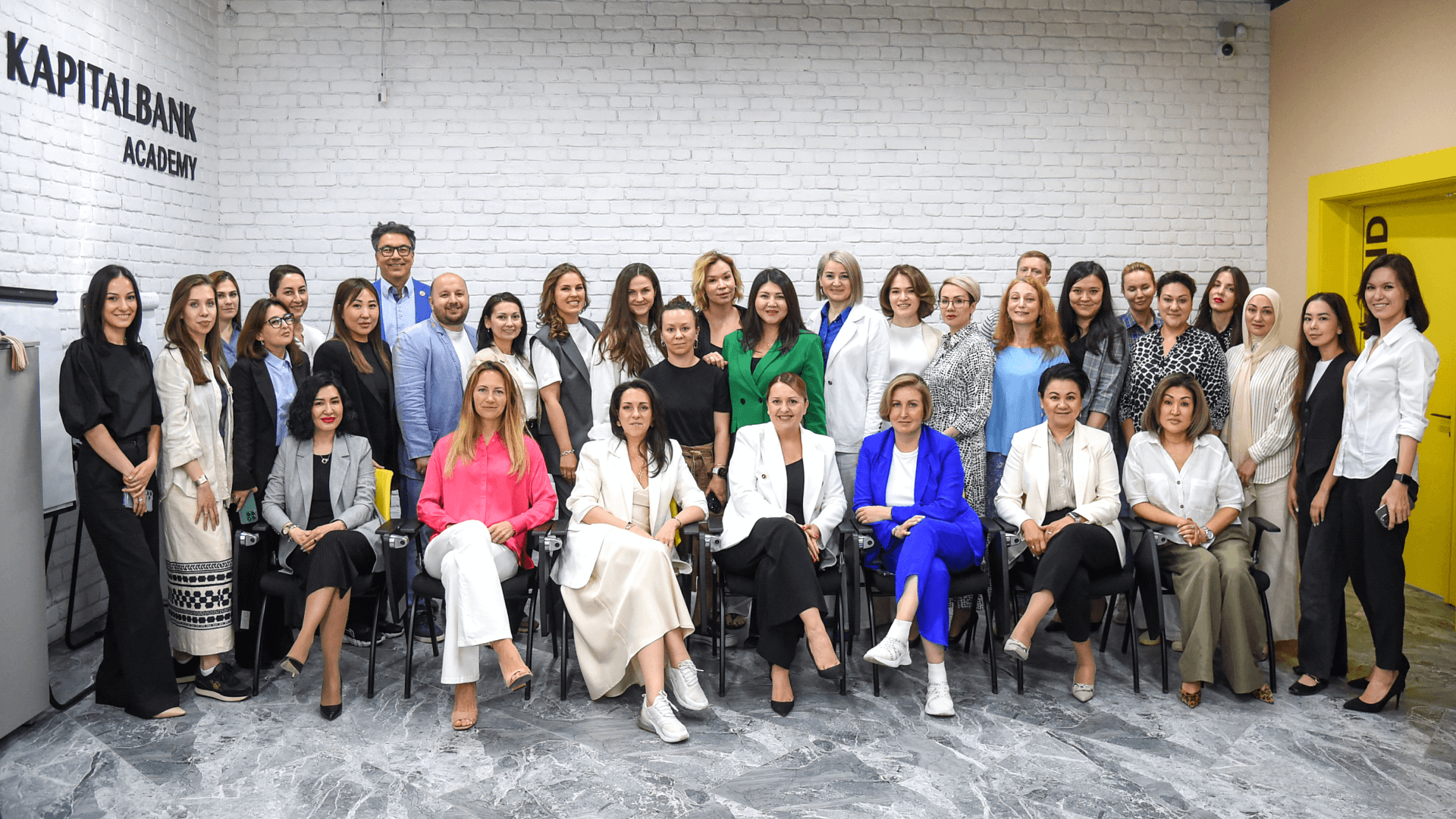 Porno kompilyatsiya videolarini tomosha qiling Rus bokira jinsiy aloqa video